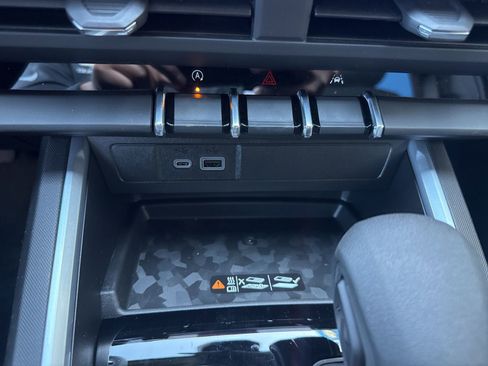 New 2026 Chevrolet Colorado Trail Boss AWD/4WD image 23
