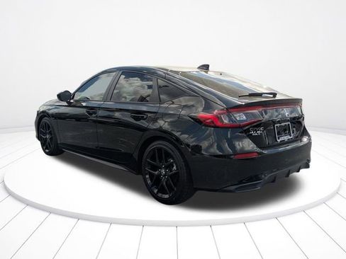 Used 2025 Honda Civic Sport image 5