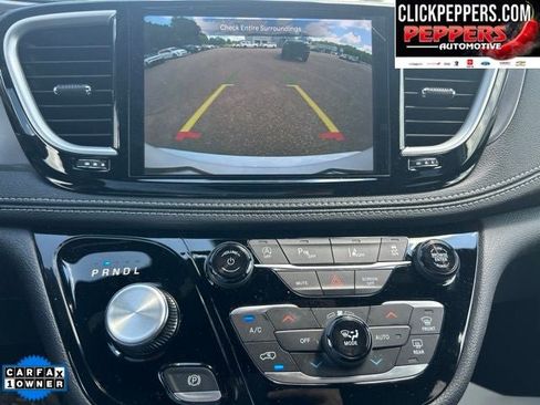 Used 2026 Chrysler Pacifica Select AWD/4WD image 17