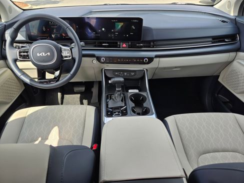 New 2026 Kia Carnival EX image 10