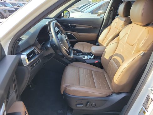 Certified 2021 Kia Telluride SX w/ SX Prestige Package AWD/4WD image 23