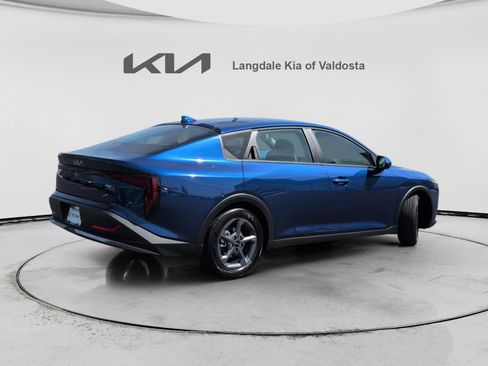 New 2026 Kia K4 FWD image 4
