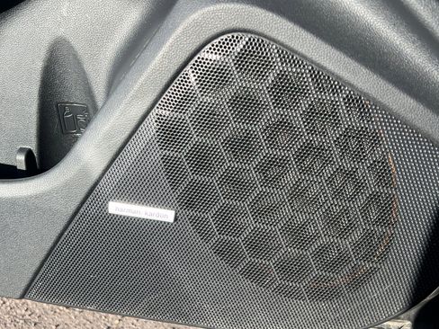 Used 2020 Subaru Crosstrek 2.0i Limited w/ Moonroof Package w/Navigation image 27