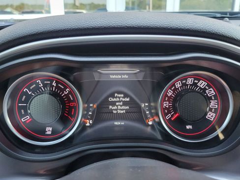 Used 2020 Dodge Challenger R/T w/ Driver Convenience Group RWD image 12