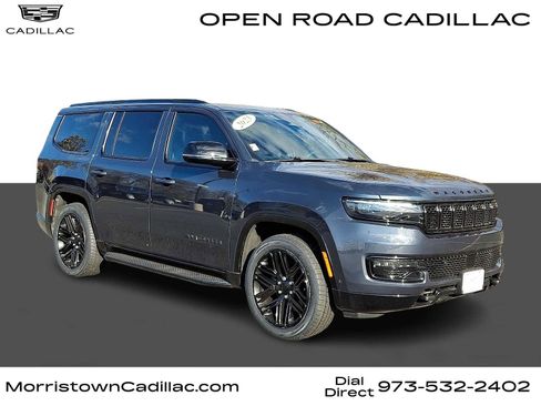 Used 2023 Jeep Wagoneer Series II image 1