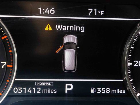 Used 2024 Mitsubishi Outlander AWD image 10