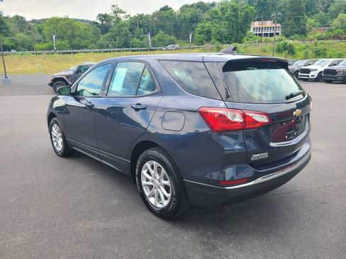 Used 2018 Chevrolet Equinox LS AWD/4WD image 3