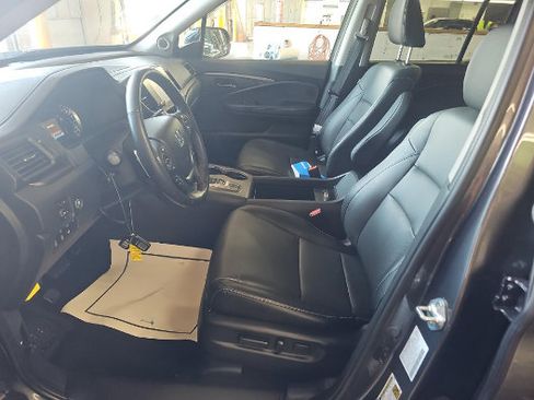 Used 2023 Honda Ridgeline RTL-E image 3