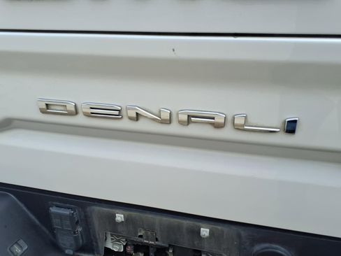 Used 2023 GMC Sierra 1500 Denali w/ Technology Package image 9