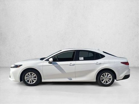 New 2026 Toyota Camry LE image 5