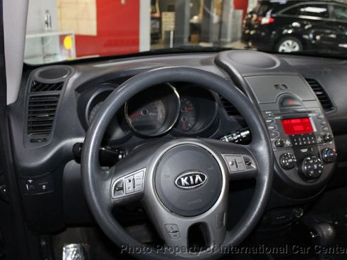 Used 2011 Kia Soul + image 15