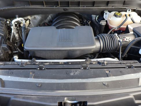 Certified 2024 Chevrolet Suburban LT w/ LT Signature Package image 46