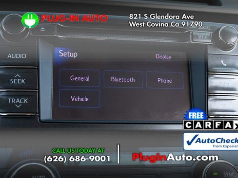 Used 2013 Toyota RAV4 XLE image 24