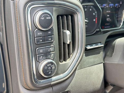Used 2021 GMC Sierra 1500 AT4 w/ AT4 Premium Package AWD/4WD image 22