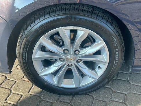 Used 2025 Chevrolet Malibu LT FWD image 16