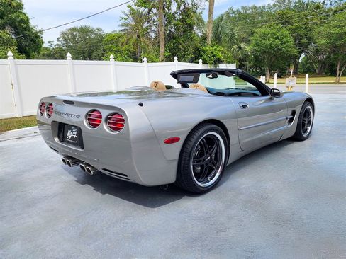 Used 1998 Chevrolet Corvette Convertible w/ Memory Pkg image 8