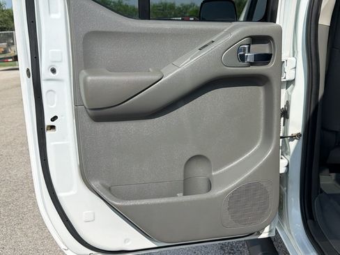 Used 2019 Nissan Frontier SV w/ Value Truck Package RWD image 21