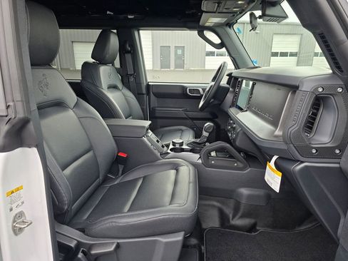 New 2026 Ford Bronco Badlands AWD/4WD image 15