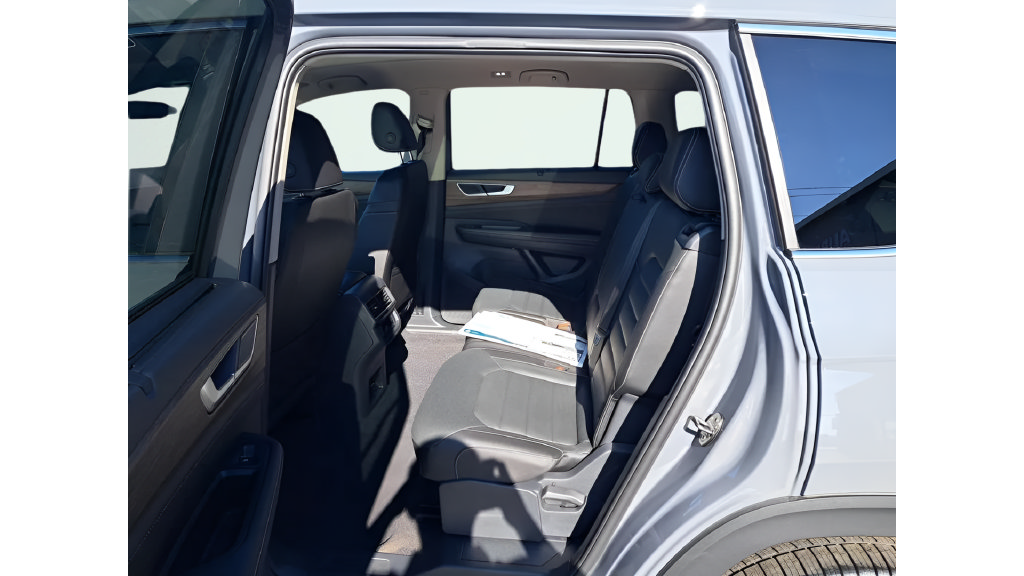 New 2025 Volkswagen Atlas SEL AWD/4WD image 35