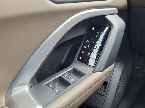 Certified 2025 Audi Q5 Premium w/ Convenience Package AWD/4WD image 19