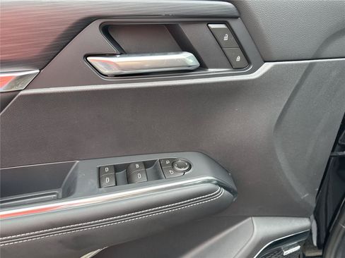 New 2026 GMC Acadia Elevation w/ Elevation Premium Package FWD image 17