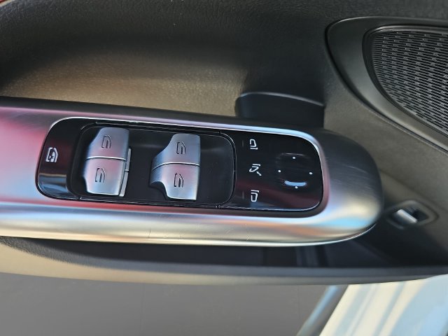 Used 2023 Mercedes-Benz C 43 AMG 4MATIC Sedan image 31