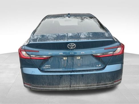 Certified 2025 Toyota Camry LE image 5