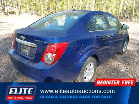 Used 2013 Chevrolet Sonic LT image 7