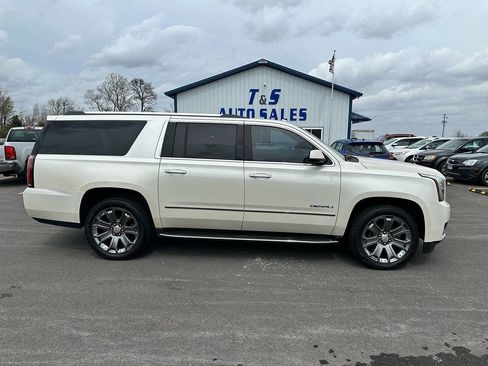Used 2015 GMC Yukon XL Denali w/ Premium Package image 2