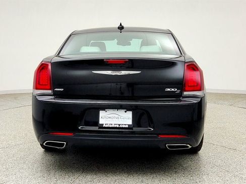 Used 2020 Chrysler 300 S AWD/4WD image 6