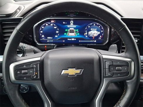 Used 2024 Chevrolet Silverado 1500 LT w/ Z71 Off-Road Package image 19