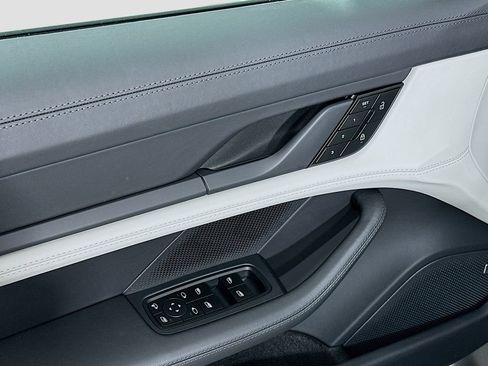 New 2025 Porsche Taycan GTS AWD/4WD image 20