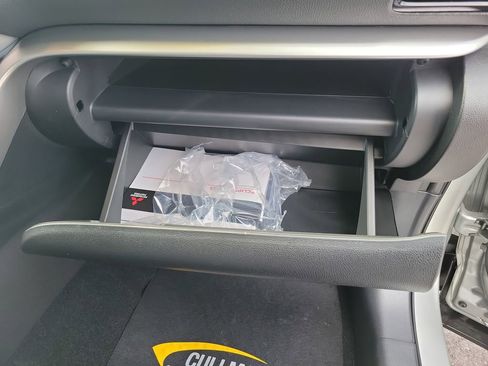 Used 2025 Mitsubishi Eclipse Cross SE image 36