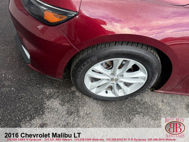 Used 2016 Chevrolet Malibu LT w/ Driver Confidence Package FWD image 9