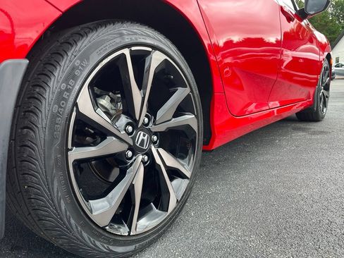 Used 2020 Honda Civic Sport image 11