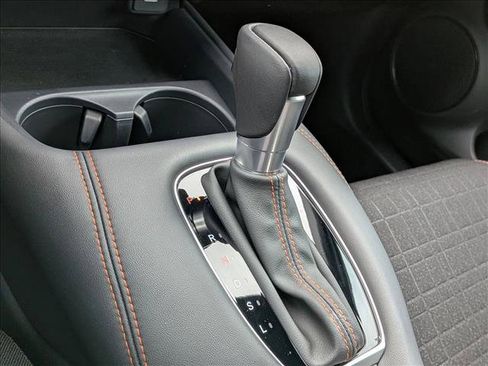 Used 2025 Honda HR-V Sport image 11