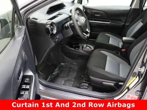 Used 2019 Toyota Prius C LE 1.5L/Electric image 14