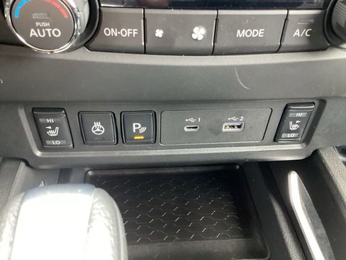 Used 2025 Nissan Frontier SV w/ SV Convenience Package AWD/4WD image 20