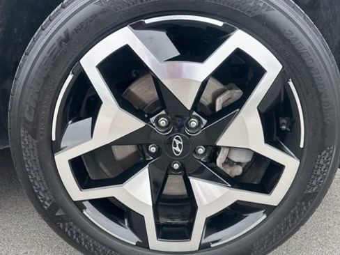 Used 2024 Hyundai Santa Cruz Limited image 17