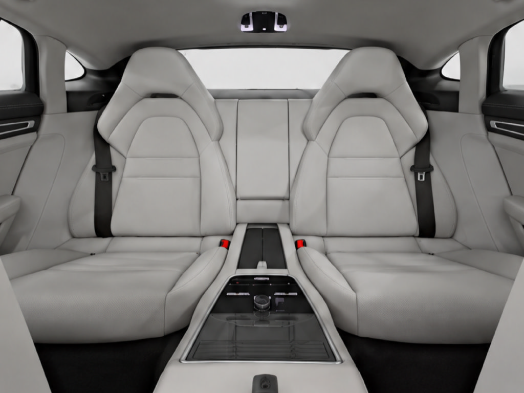Certified 2023 Porsche Panamera 4 Platinum Edition AWD/4WD image 18