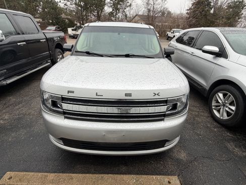 Used 2018 Ford Flex SEL w/ Equipment Group 202A image 3
