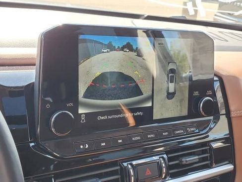 New 2025 Nissan Pathfinder Platinum w/ Cargo Package image 25