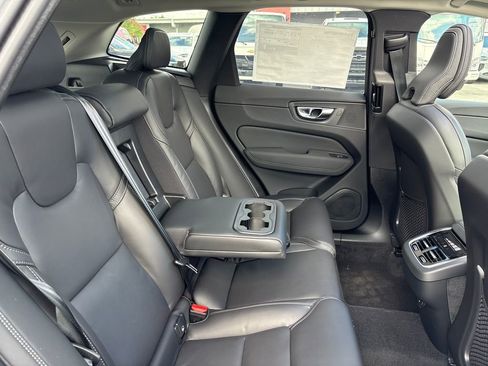 New 2026 Volvo XC60 B5 Ultra AWD/4WD image 17