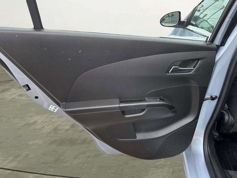 Used 2018 Chevrolet Sonic LT w/ Convenience Package image 12
