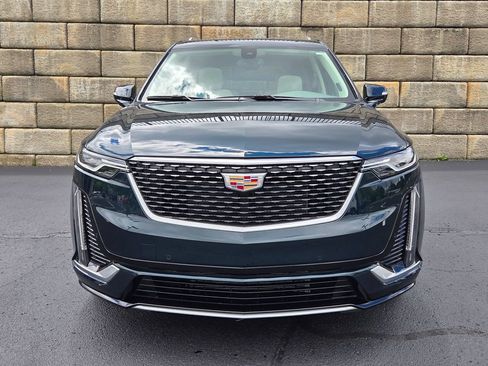 Used 2024 Cadillac XT6 Premium Luxury AWD/4WD image 8