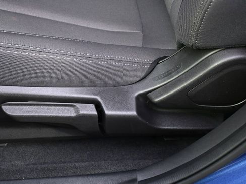 Certified 2025 Subaru Crosstrek 2.0i image 14