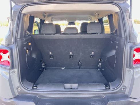 Used 2021 Jeep Renegade Sport w/ Sport Appearance Group FWD image 20