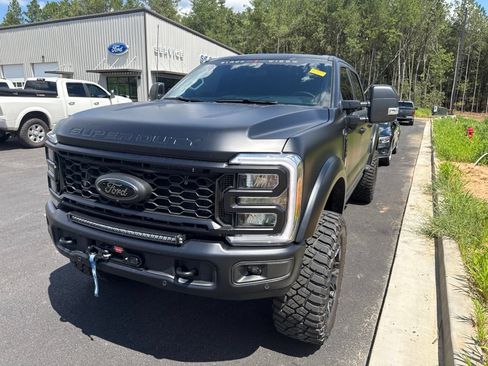 Used 2026 Ford F250 Lariat w/ Black Appearance Package AWD/4WD image 1