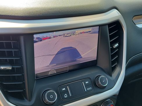 Used 2020 GMC Acadia SLE w/ Driver Convenience Package image 28