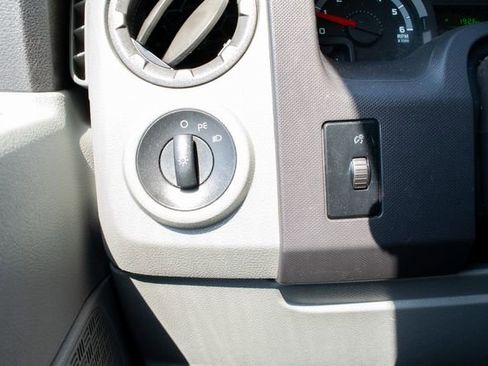 Used 2011 Ford E-250 and Econoline 250 w/ PWR Group image 20